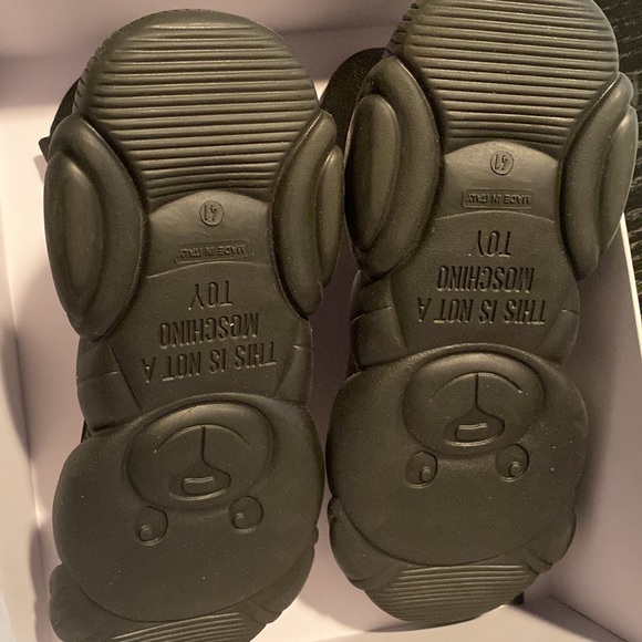 Women’s size 11 Moschino Sock Sneaker. Never worn - Picture 8 of 11